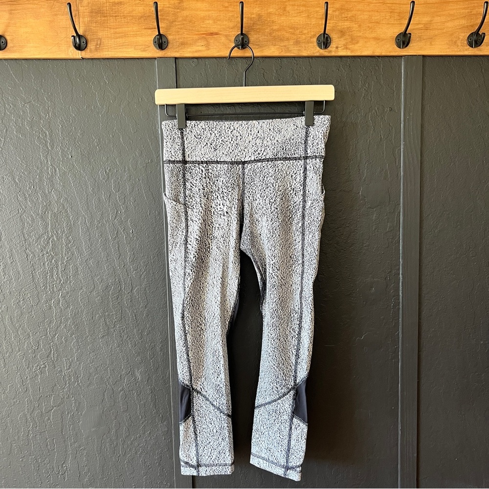 Lululemon Pace Rival Crop - Picture 6 of 15